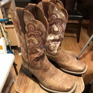 Women’s Ariat Boot sz 7